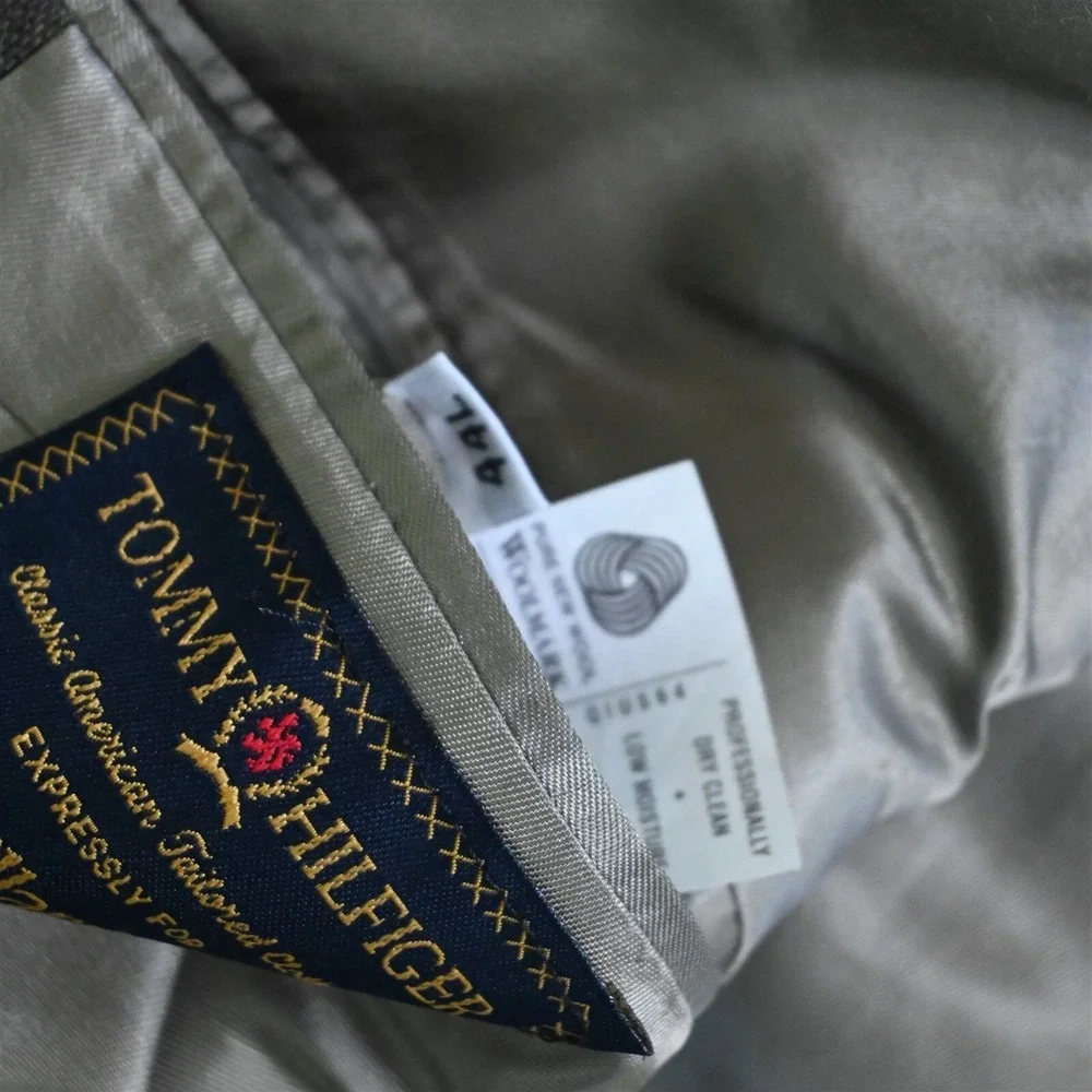Vtg Tommy Hilfiger USA Made 44L 36x30 Brown Windowpane 100% Wool Mens‎ Suit